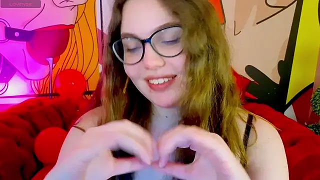 LuxSopphia's cam snapshot