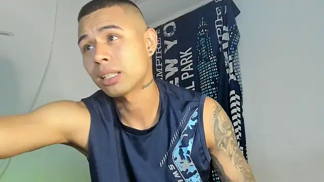 _Logan_Colton_'s cam snapshot