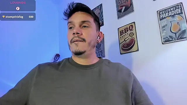 alejandro_stark's cam snapshot