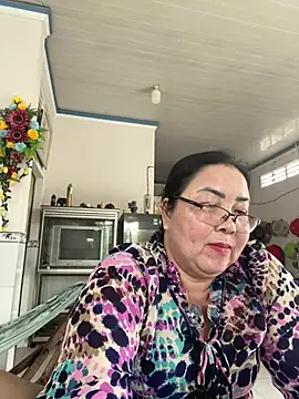 Alinat_'s cam snapshot