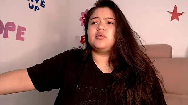 lizzie_c's cam snapshot