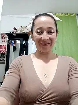 emilypoppy3's cam snapshot