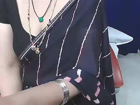 sunitha-3's cam snapshot