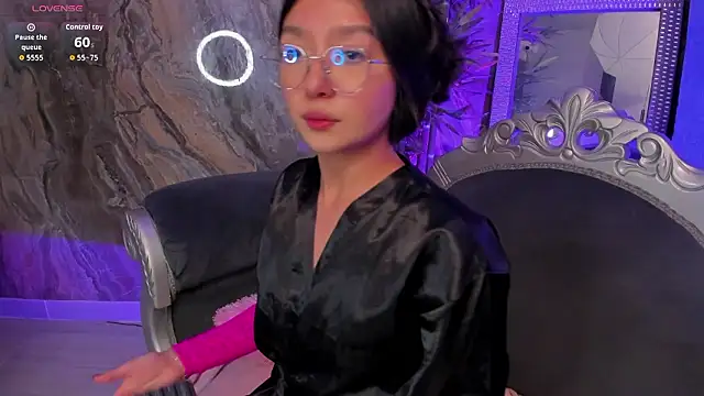 sydney_miller_'s cam snapshot