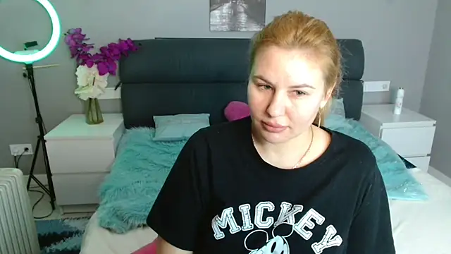 Passion-Blondy's cam snapshot