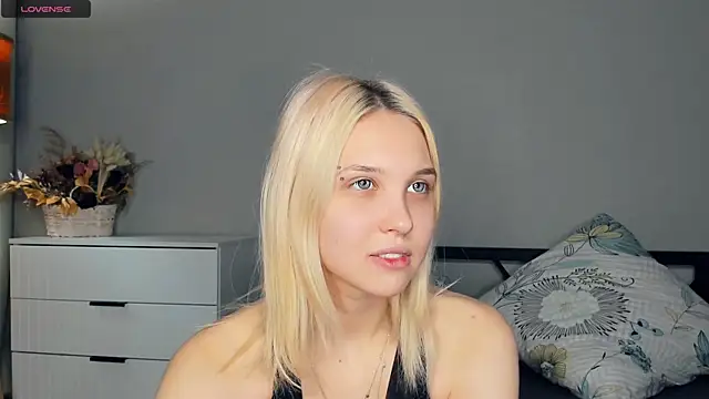 ErinBissonnette's cam snapshot