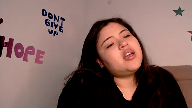 lizzie_c's cam snapshot