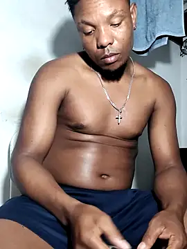 hugo3918_ live sex cam