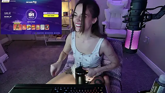 angiefae's cam snapshot