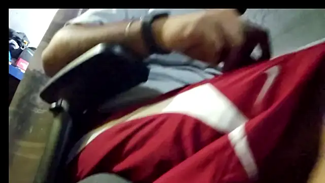 SpineToon live sex cam