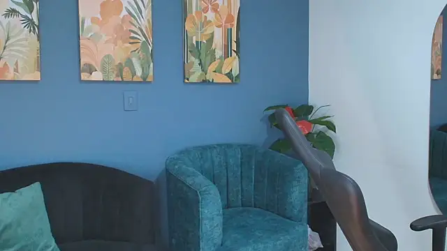 Zamira_Taylor's cam snapshot