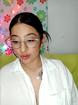 VALENTINA_ROUSE_'s cam snapshot