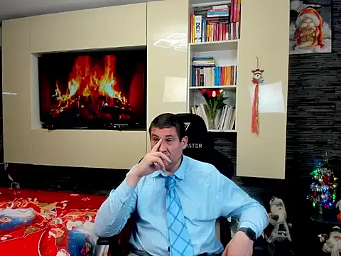 SpartacusDaddy48 live sex cam