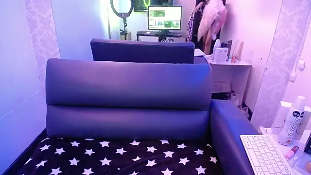 mia_collens's cam snapshot