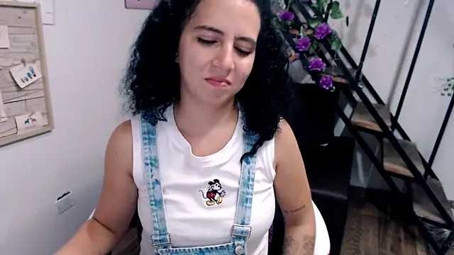 samantha_baby_'s cam snapshot