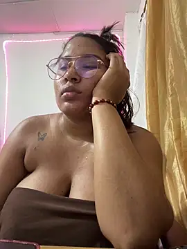 AmbarSex23xo's cam snapshot