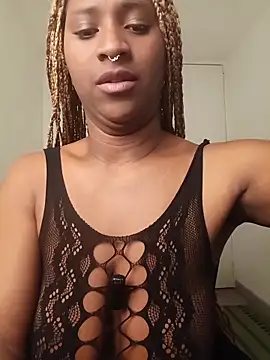 EvonyFoxxx's cam snapshot