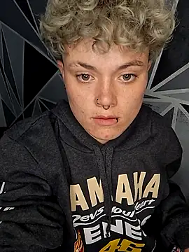 megan_cr's cam snapshot