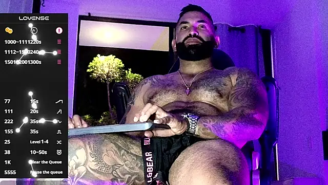 Max-prada live sex cam