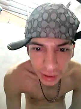 Tussi-amor's cam snapshot