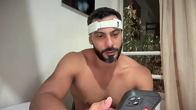 romeolovedark's cam snapshot