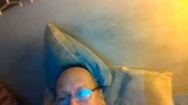 hornyrich69's cam snapshot