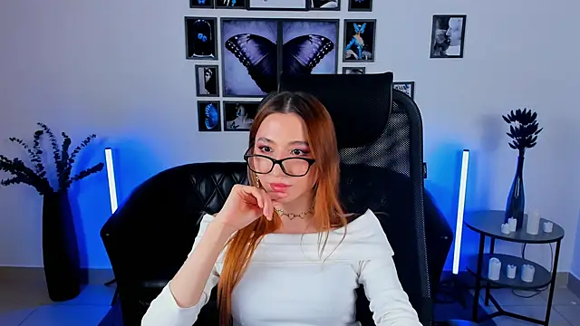 Karen__davis's cam snapshot