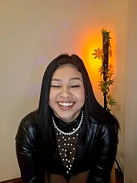 Tigresa23 live sex cam