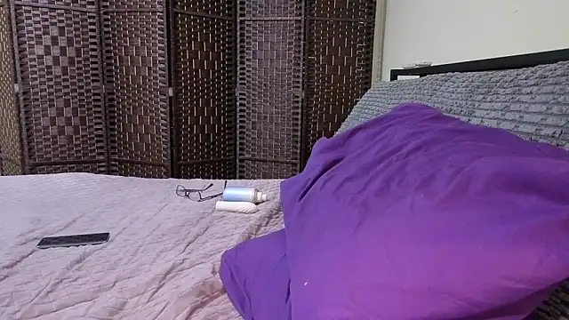 AussieKittyPurr live sex cam