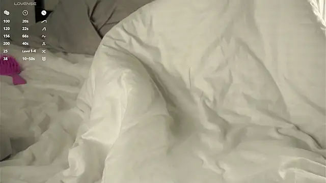 MonetLeitman's cam snapshot