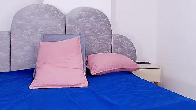 ari_fire's cam snapshot