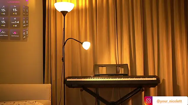 Your_Nicolett live sex cam
