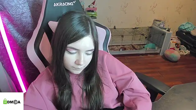 Crazy_forest_fairy's cam snapshot