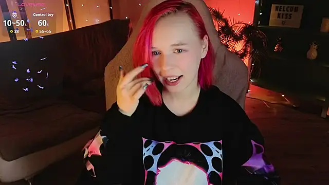 NaomiYoru's cam snapshot