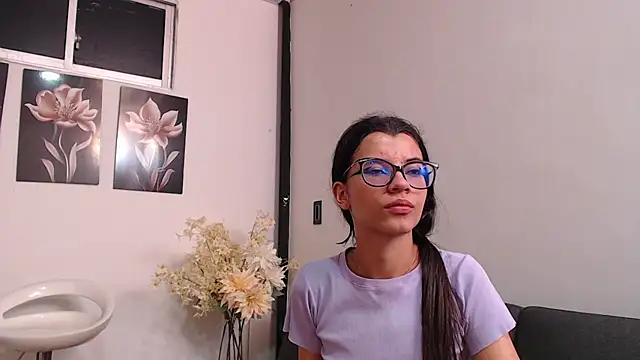 pinky_f00x's cam snapshot