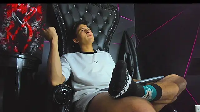 Ethan_Waalker's cam snapshot