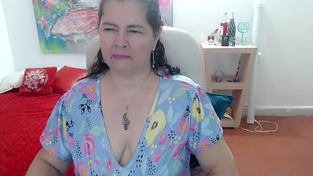 leonela_69's cam snapshot