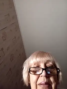 Anatolia5961's cam snapshot