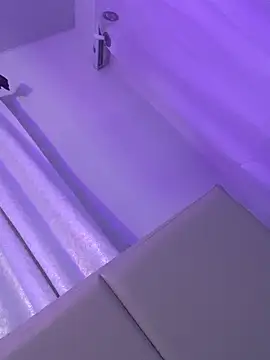 FlowersinEunoia live sex cam