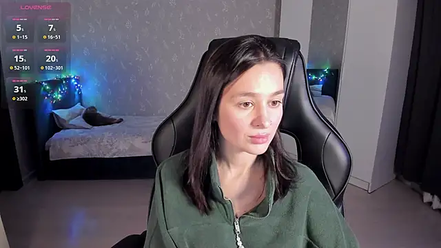 EllaFresh live sex cam