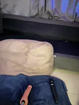 MerlyG's cam snapshot