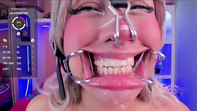 miss___megan's cam snapshot