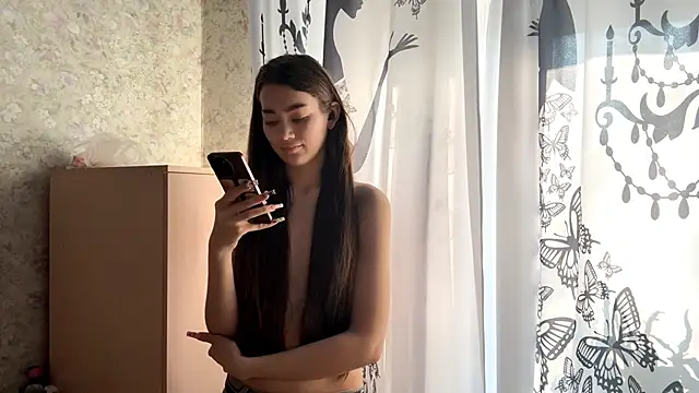 Cuteviola's cam snapshot