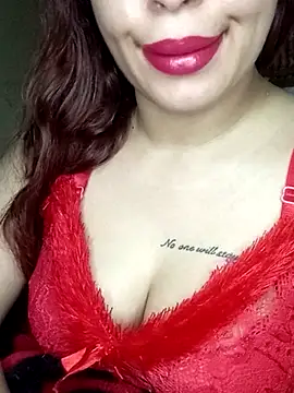 Zouzou_sexy's cam snapshot