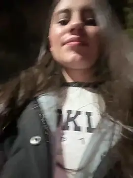 Isabella21_ live sex cam