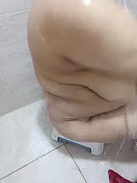 sarasara2410 live sex cam