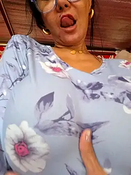 sweetieme's cam snapshot