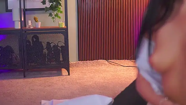 RavennaDArcy's cam snapshot