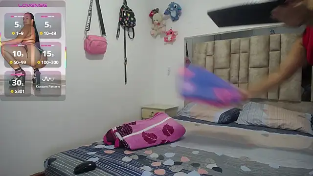 tiffany__pink's cam snapshot