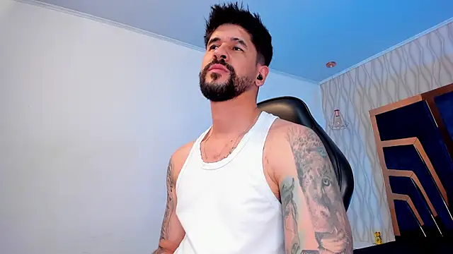 Petesevans live sex cam